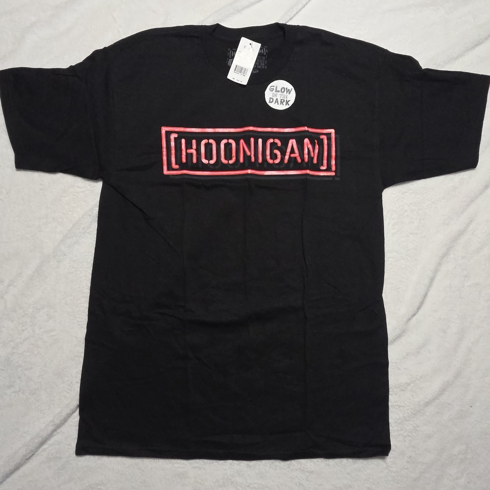 Black and Red Short Sleeve Tees